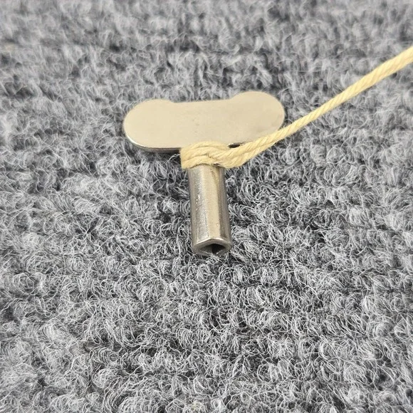 Vintage Wind Up Toy Dog Redish Brown 5" Long x 3 1/2 Tall with Key Working Japan - Picture 7 of 8